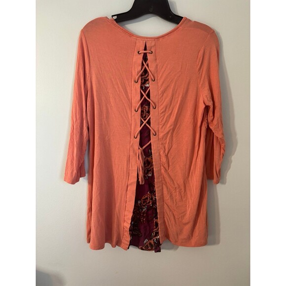 Tru Self Pink Lace 3/4 Sleeve Floral Back Flowy Loose fit Blouse size large - Picture 5 of 7